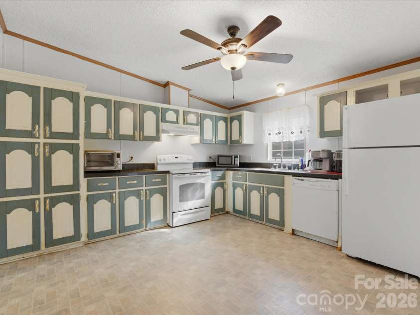 959 Langley Drive, Chester, SC 29706.  MLS# CAR4357543, YatesRealty ID 11188. 