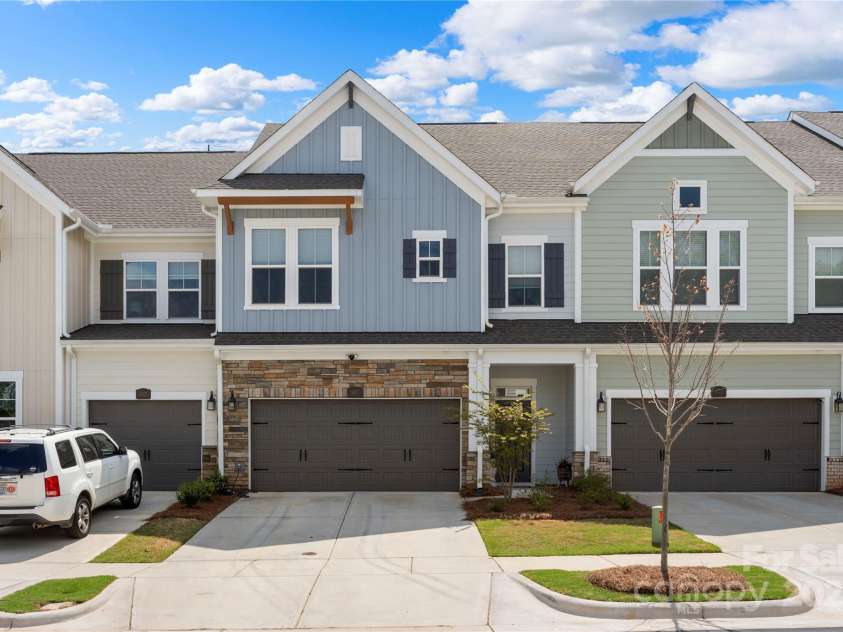 8107 Houser Street, Cornelius, NC 28031.  MLS# CAR4250630, YatesRealty ID 11189. 