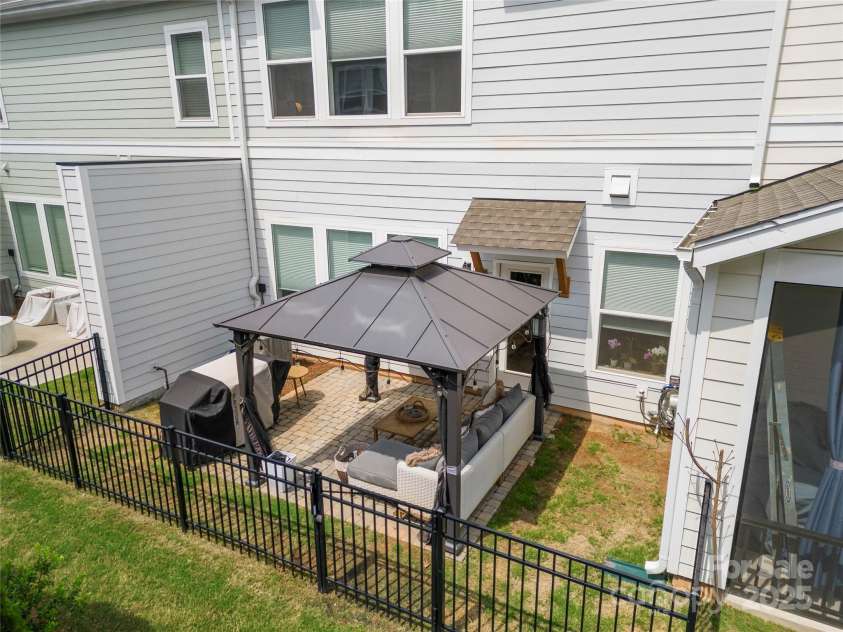 8107 Houser Street, Cornelius, NC 28031.  MLS# CAR4250630, YatesRealty ID 11189. 