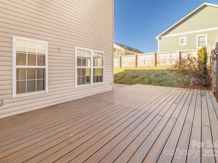 5 Olde Covington Way, Arden, NC 28704.  MLS# CAR4210893, YatesRealty ID 1119. 