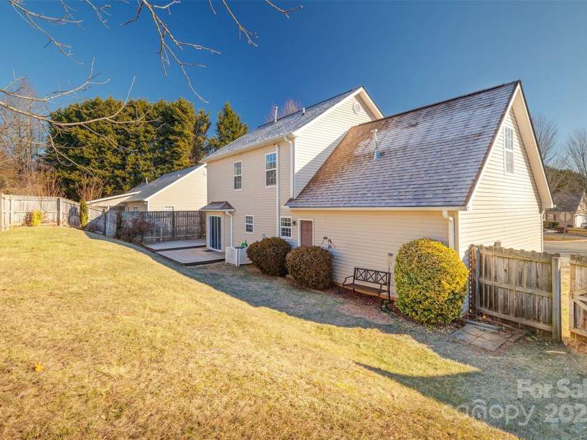 5 Olde Covington Way, Arden, NC 28704.  MLS# CAR4210893, YatesRealty ID 1119. 