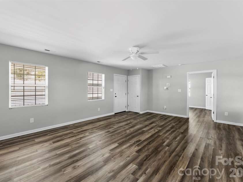 810 4th Street, Kings Mountain, NC 28086.  MLS# CAR4335671, YatesRealty ID 1119. 