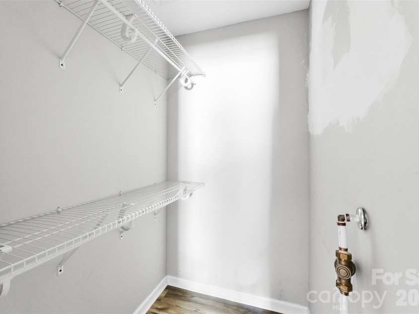 810 4th Street, Kings Mountain, NC 28086.  MLS# CAR4335671, YatesRealty ID 1119. 