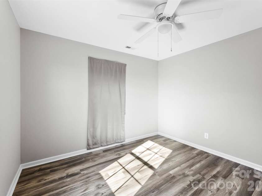 810 4th Street, Kings Mountain, NC 28086.  MLS# CAR4335671, YatesRealty ID 1119. 