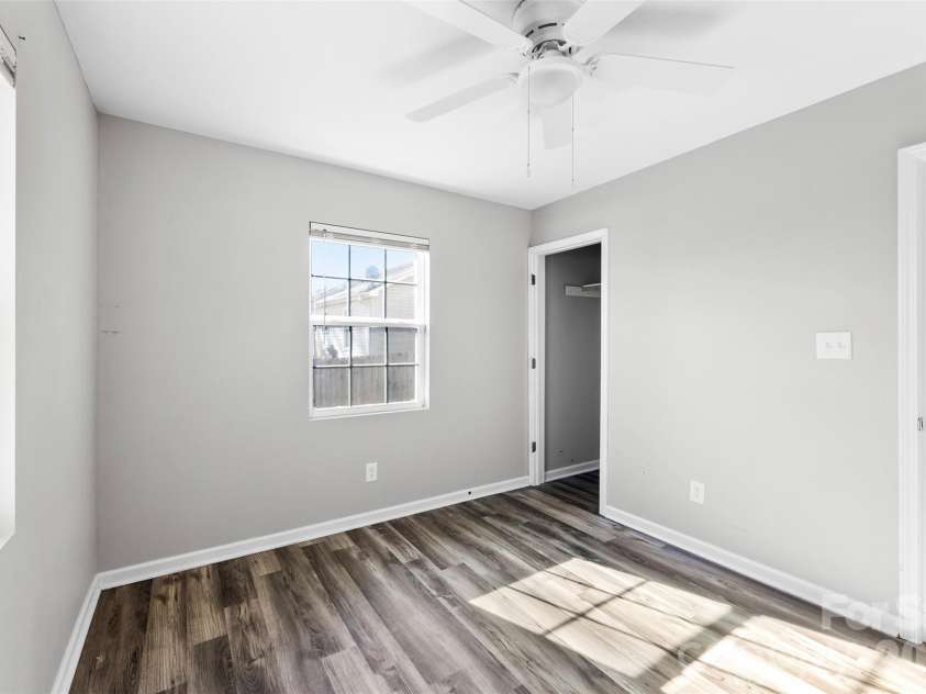 810 4th Street, Kings Mountain, NC 28086.  MLS# CAR4335671, YatesRealty ID 1119. 