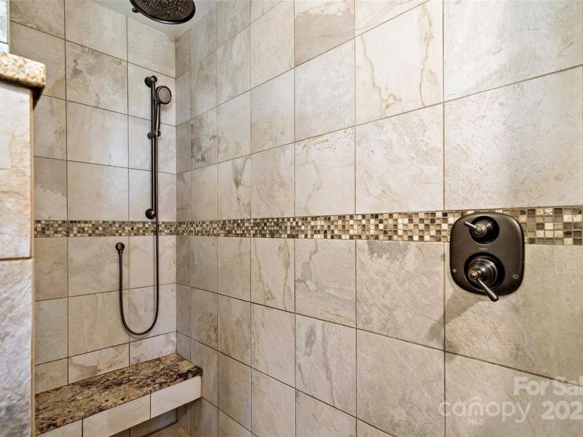 570 Brandon Road, Black Mountain, NC 28711.  MLS# CAR4241895, YatesRealty ID 11191. 