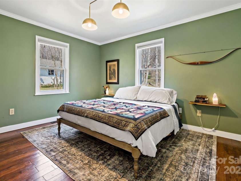 570 Brandon Road, Black Mountain, NC 28711.  MLS# CAR4241895, YatesRealty ID 11191. Primary Bedroom