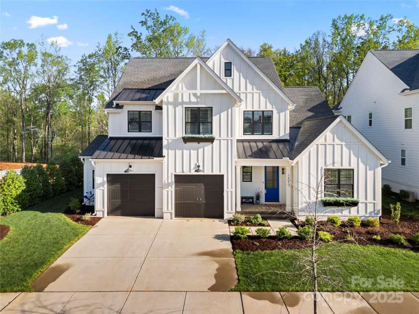 14013 Pinoli Pine Circle, Huntersville, NC 28078.  MLS# CAR4244997, YatesRealty ID 11192. 
