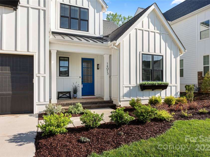 14013 Pinoli Pine Circle, Huntersville, NC 28078.  MLS# CAR4244997, YatesRealty ID 11192. 