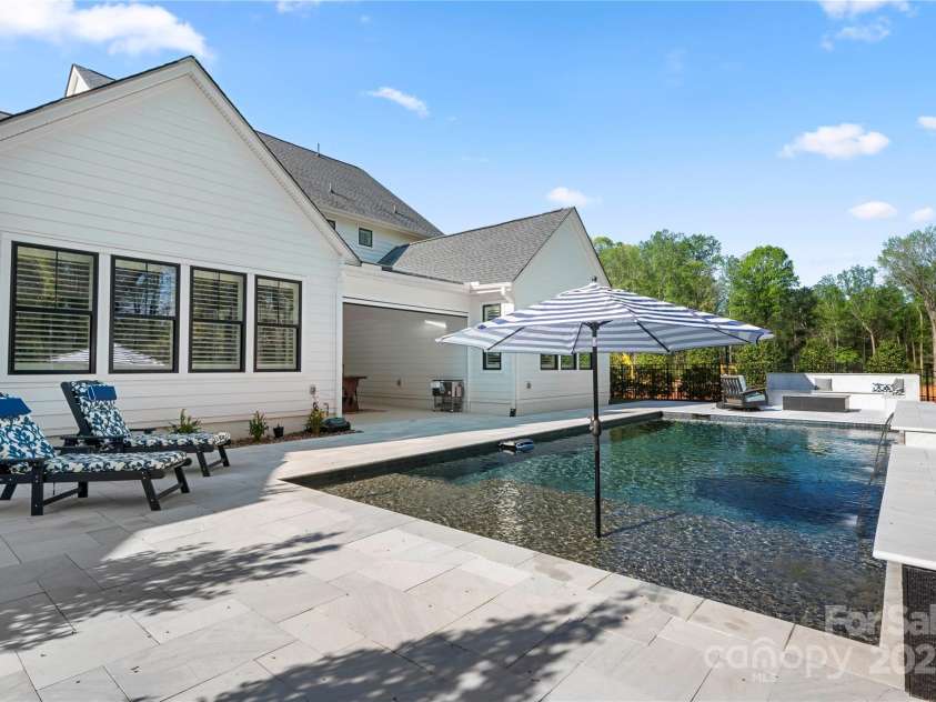 14013 Pinoli Pine Circle, Huntersville, NC 28078.  MLS# CAR4244997, YatesRealty ID 11192. 