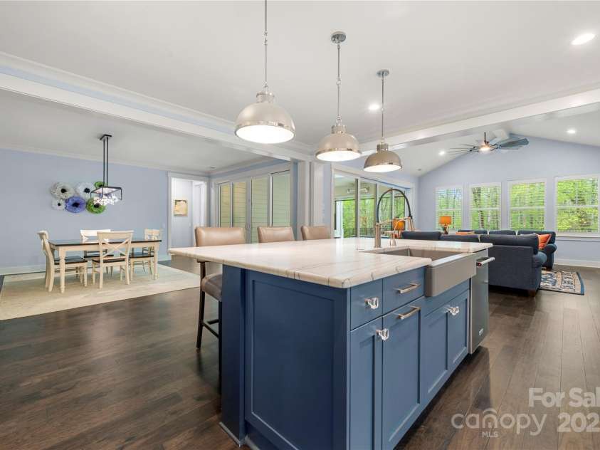 14013 Pinoli Pine Circle, Huntersville, NC 28078.  MLS# CAR4244997, YatesRealty ID 11192. 
