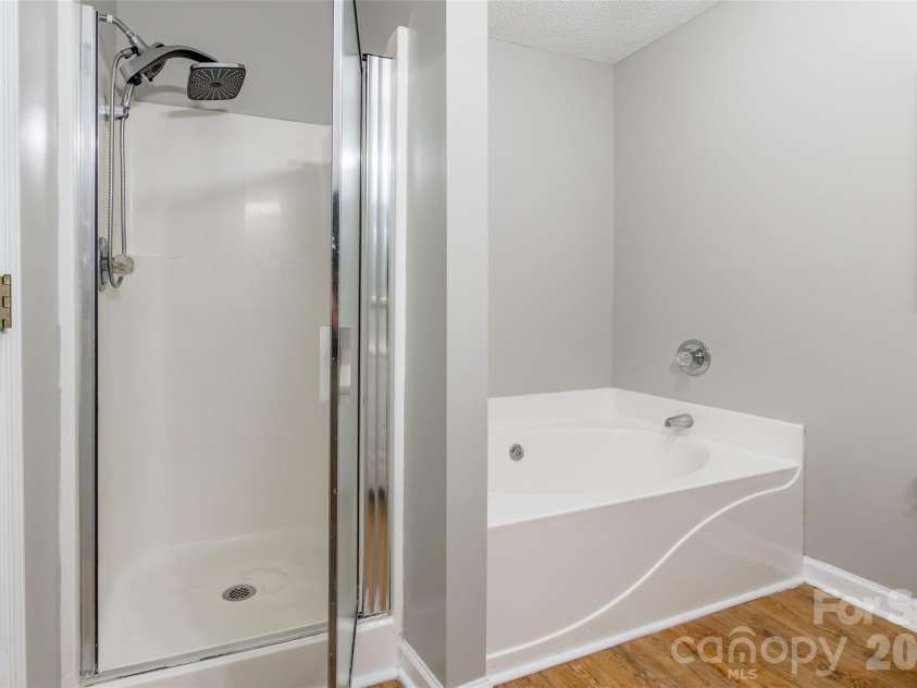 1021 Cedar Creek Road, Kannapolis, NC 28083.  MLS# CAR4363775, YatesRealty ID 11193. 
