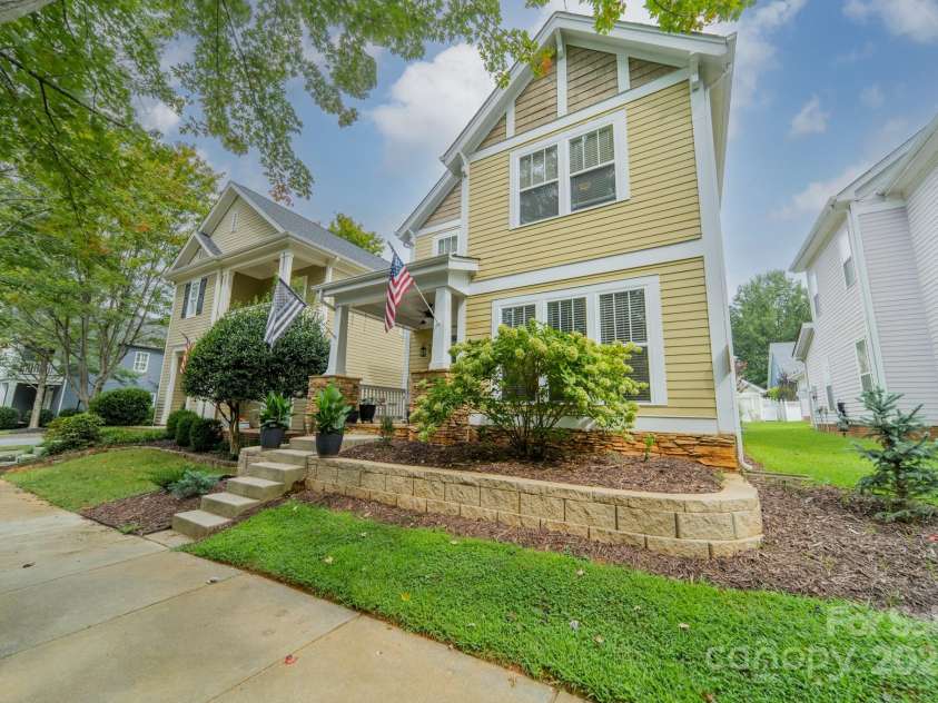 16607 Spruell Street, Huntersville, NC 28078.  MLS# CAR4238596, YatesRealty ID 11193. 