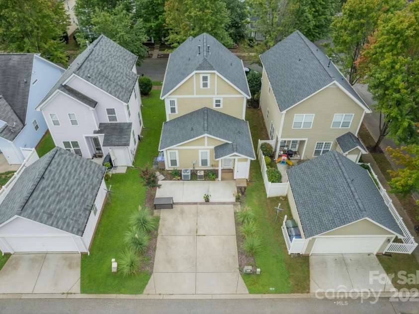 16607 Spruell Street, Huntersville, NC 28078.  MLS# CAR4238596, YatesRealty ID 11193. 
