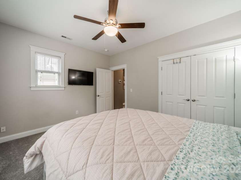 16607 Spruell Street, Huntersville, NC 28078.  MLS# CAR4238596, YatesRealty ID 11193. 