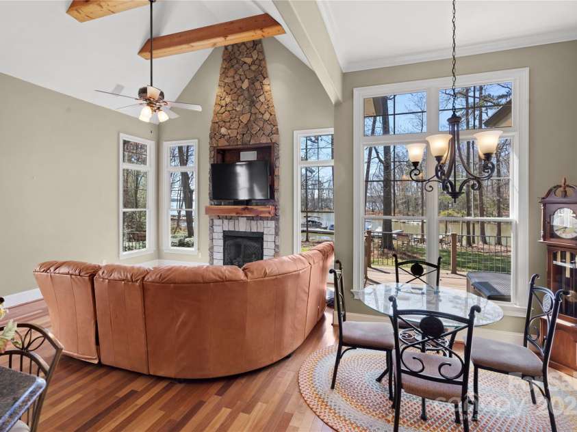 147 Pearl Bay Drive, New London, NC 28127.  MLS# CAR4235730, YatesRealty ID 11194. 