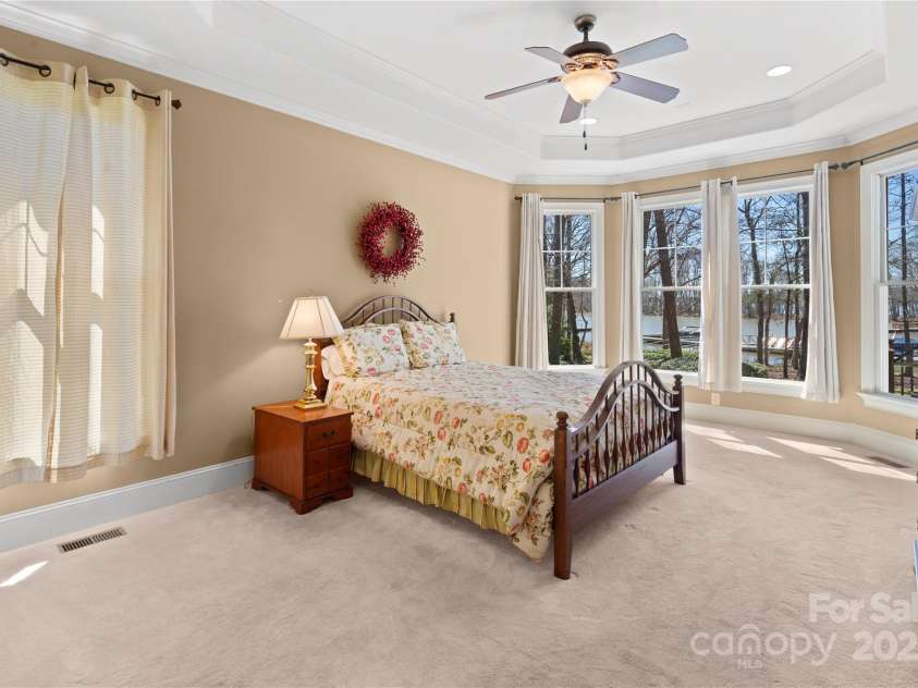147 Pearl Bay Drive, New London, NC 28127.  MLS# CAR4235730, YatesRealty ID 11194. 