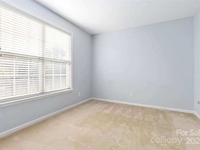 1009 Murandy Lane, Matthews, NC 28104.  MLS# CAR4272008, YatesRealty ID 11195. 