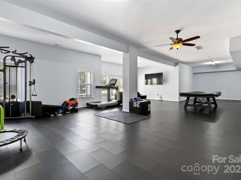 1009 Murandy Lane, Matthews, NC 28104.  MLS# CAR4272008, YatesRealty ID 11195. 