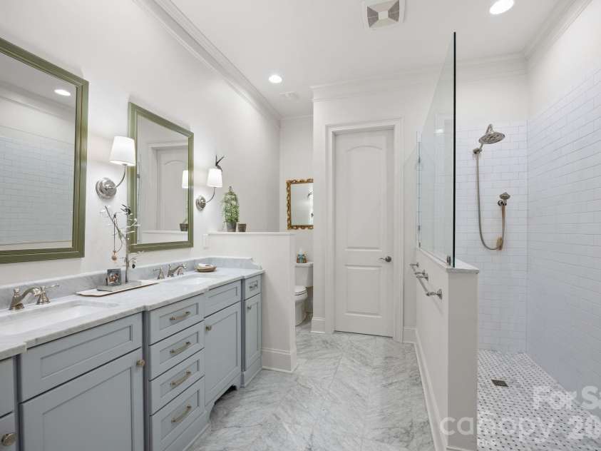 1126 South Street, Cornelius, NC 28031.  MLS# CAR4365367, YatesRealty ID 11196. 