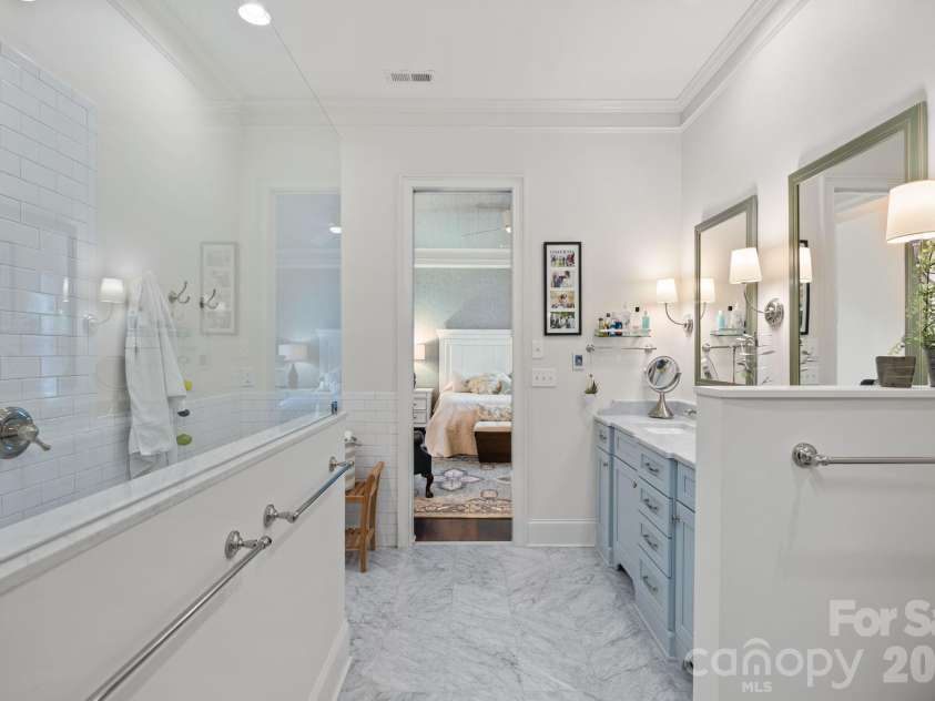 1126 South Street, Cornelius, NC 28031.  MLS# CAR4365367, YatesRealty ID 11196. 