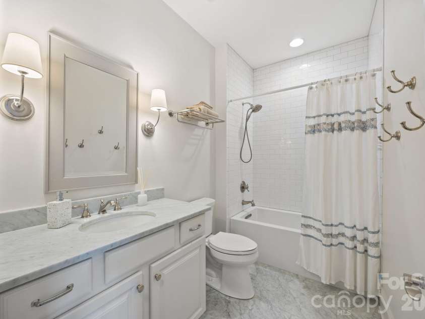 1126 South Street, Cornelius, NC 28031.  MLS# CAR4365367, YatesRealty ID 11196. 