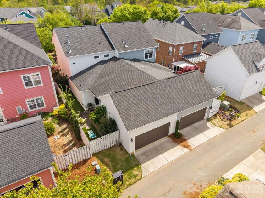 1126 South Street, Cornelius, NC 28031.  MLS# CAR4365367, YatesRealty ID 11196. 