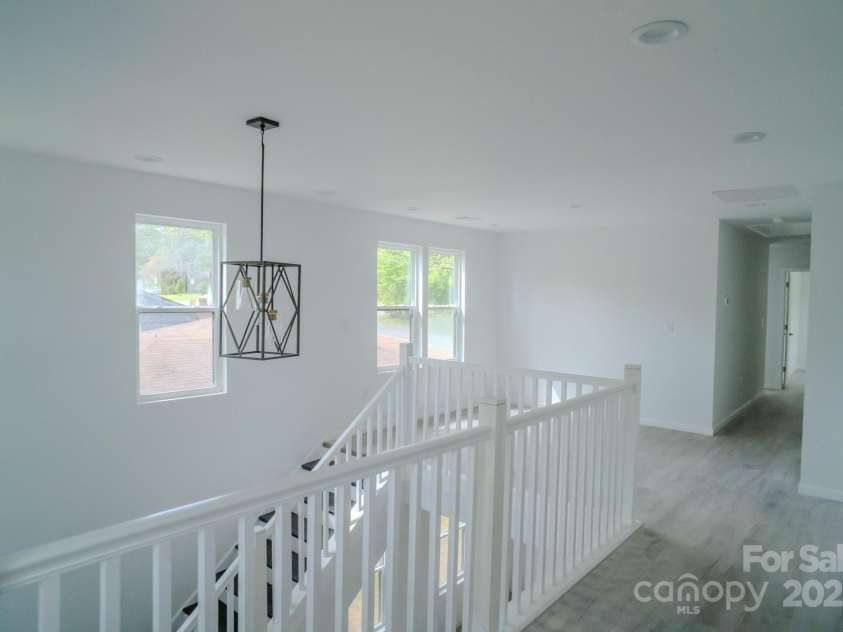 1413 Hateras Avenue, Charlotte, NC 28216.  MLS# CAR4246370, YatesRealty ID 11196. 