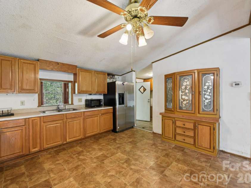 3296 Torrence Branch Drive, Fort Mill, SC 29708.  MLS# CAR4363774, YatesRealty ID 11197. 