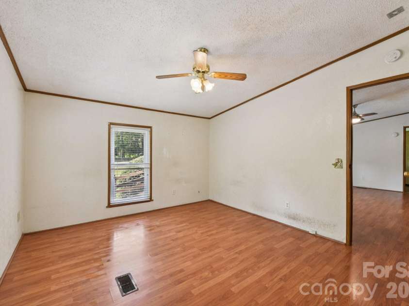 3296 Torrence Branch Drive, Fort Mill, SC 29708.  MLS# CAR4363774, YatesRealty ID 11197. 