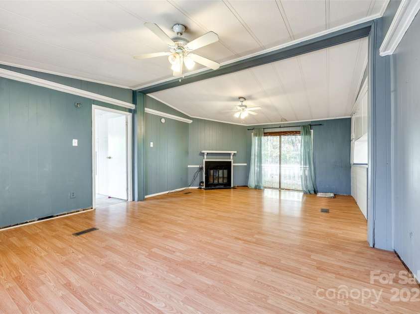 5320 Liberty Hill Road, York, SC 29745.  MLS# CAR4201279, YatesRealty ID 11197. 