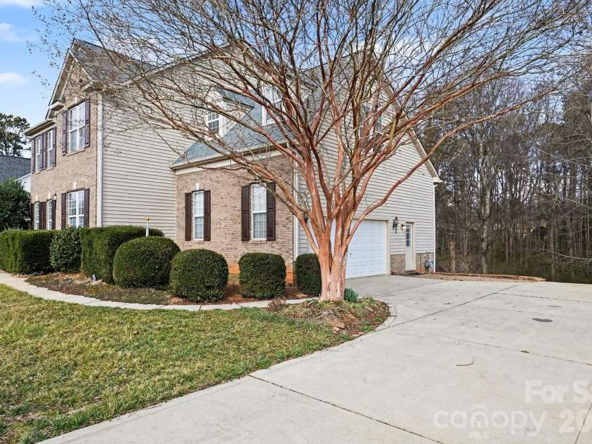 11935 Jumper Drive, Mint Hill, NC 28227.  MLS# CAR4349315, YatesRealty ID 11199. 