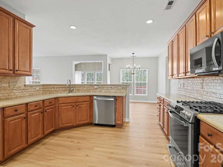 11935 Jumper Drive, Mint Hill, NC 28227.  MLS# CAR4349315, YatesRealty ID 11199. 