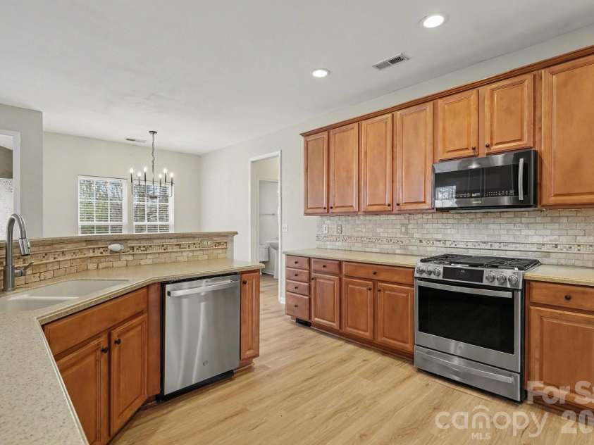 11935 Jumper Drive, Mint Hill, NC 28227.  MLS# CAR4349315, YatesRealty ID 11199. 