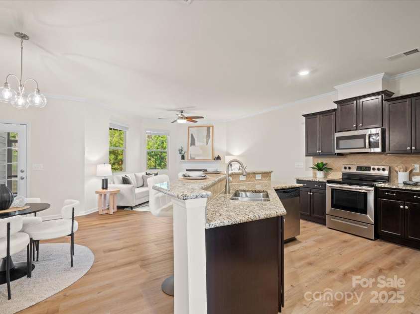 236 Ascot Run Way, Fort Mill, SC 29715.  MLS# CAR4206977, YatesRealty ID 1120. 
