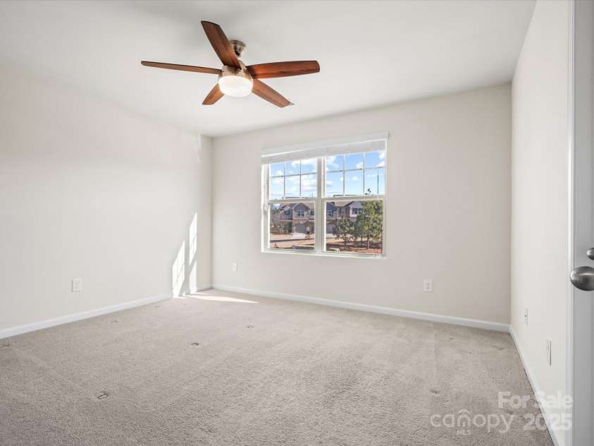 236 Ascot Run Way, Fort Mill, SC 29715.  MLS# CAR4206977, YatesRealty ID 1120. 