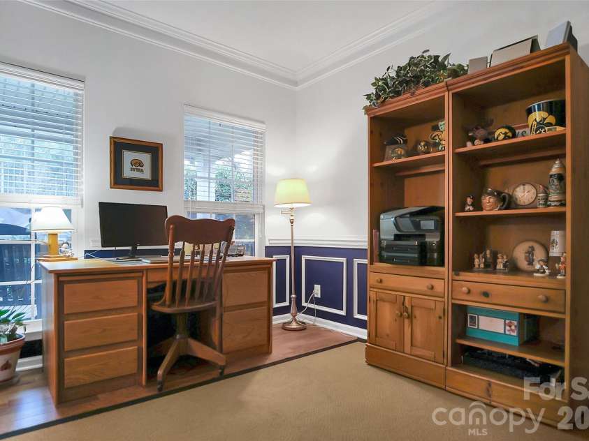401 Brookridge Drive, Mount Holly, NC 28120.  MLS# CAR4333575, YatesRealty ID 11200. 