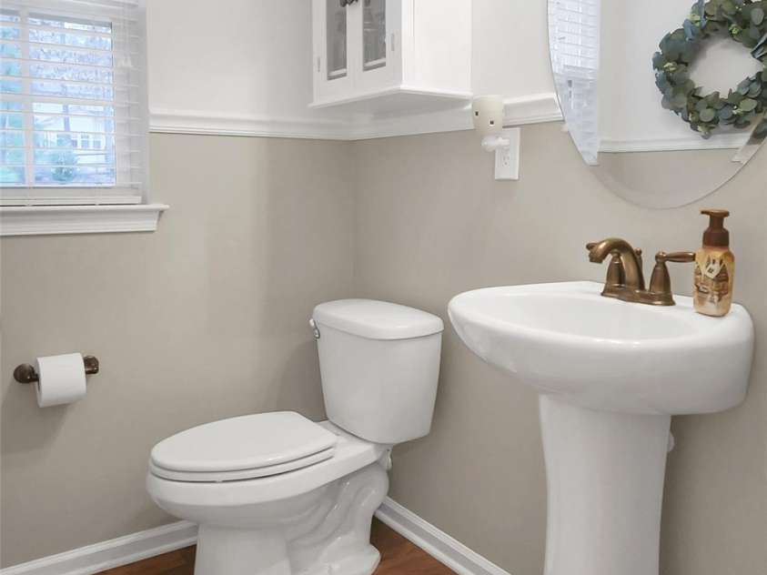 401 Brookridge Drive, Mount Holly, NC 28120.  MLS# CAR4333575, YatesRealty ID 11200. 