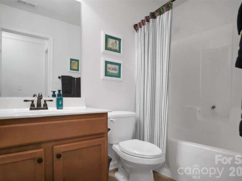 401 Brookridge Drive, Mount Holly, NC 28120.  MLS# CAR4333575, YatesRealty ID 11200. 