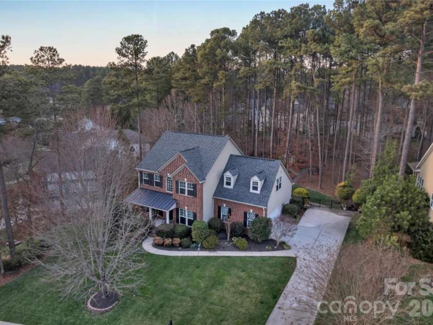 401 Brookridge Drive, Mount Holly, NC 28120.  MLS# CAR4333575, YatesRealty ID 11200. 
