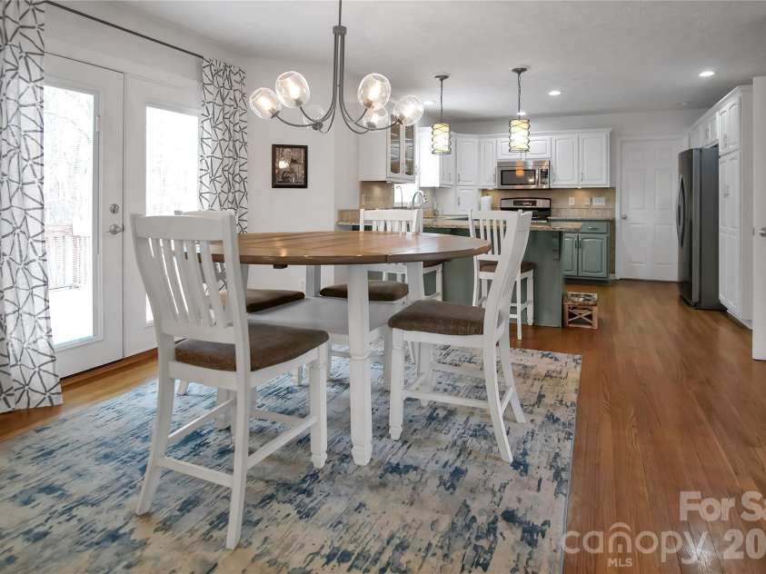 120 Oak Point Drive, Cherryville, NC 28021.  MLS# CAR4359996, YatesRealty ID 11201. 