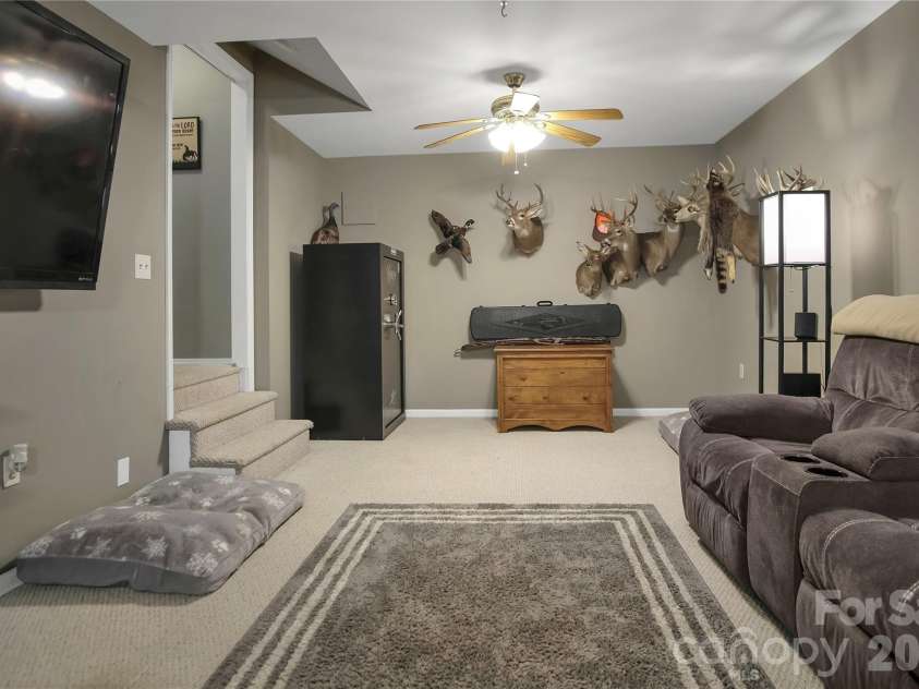 120 Oak Point Drive, Cherryville, NC 28021.  MLS# CAR4359996, YatesRealty ID 11201. 
