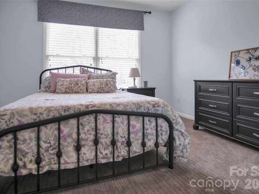 120 Oak Point Drive, Cherryville, NC 28021.  MLS# CAR4359996, YatesRealty ID 11201. 