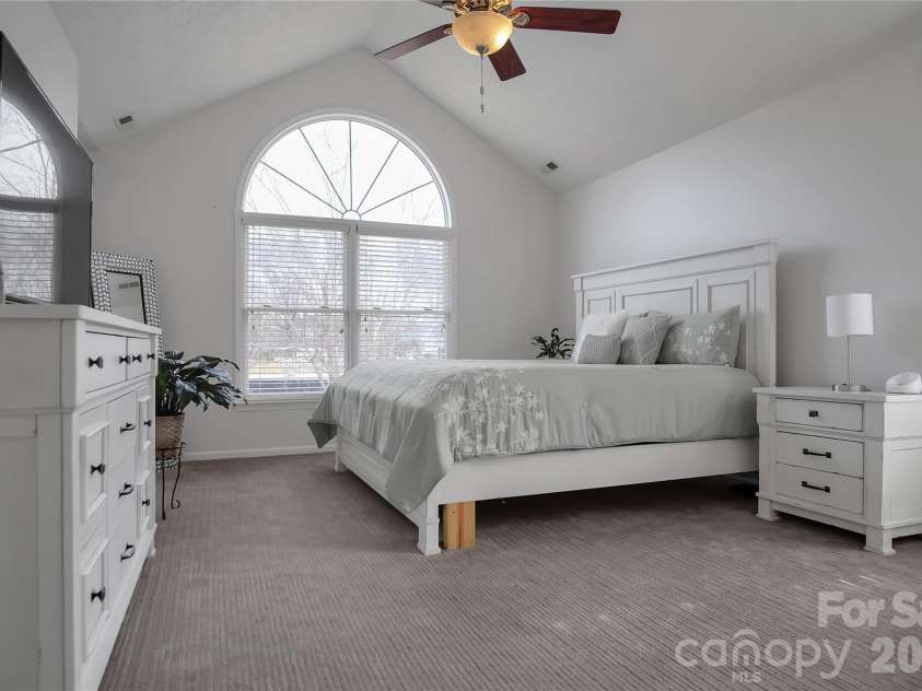 120 Oak Point Drive, Cherryville, NC 28021.  MLS# CAR4359996, YatesRealty ID 11201. 