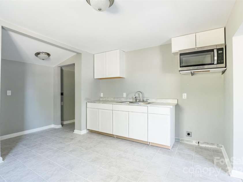 340 Whitner Street, Rock Hill, SC 29730.  MLS# CAR4245385, YatesRealty ID 11203. 