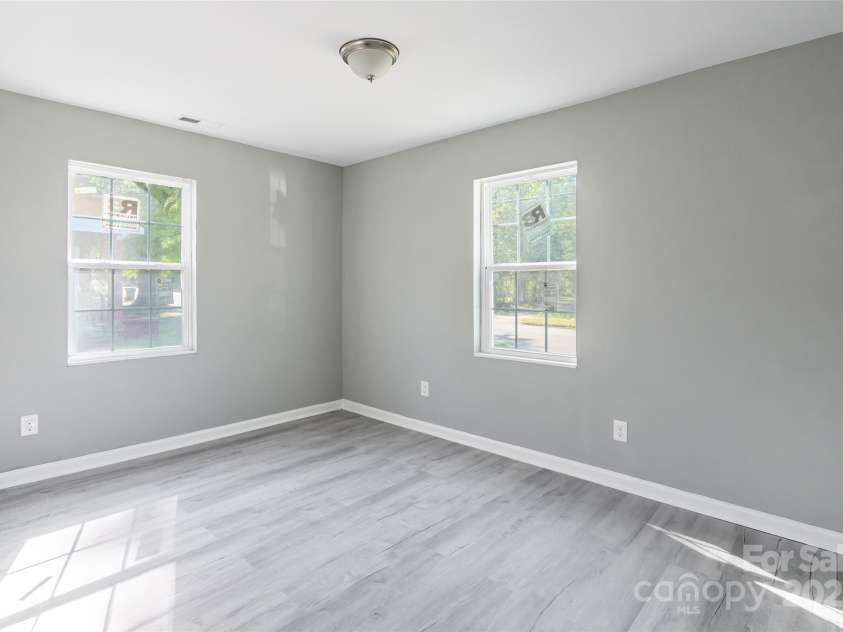 340 Whitner Street, Rock Hill, SC 29730.  MLS# CAR4245385, YatesRealty ID 11203. 