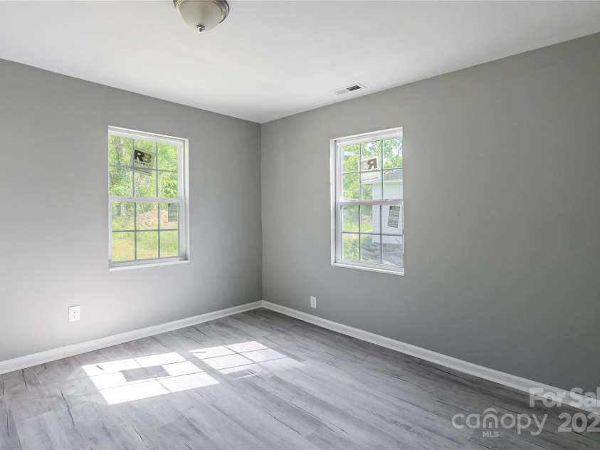 340 Whitner Street, Rock Hill, SC 29730.  MLS# CAR4245385, YatesRealty ID 11203. 