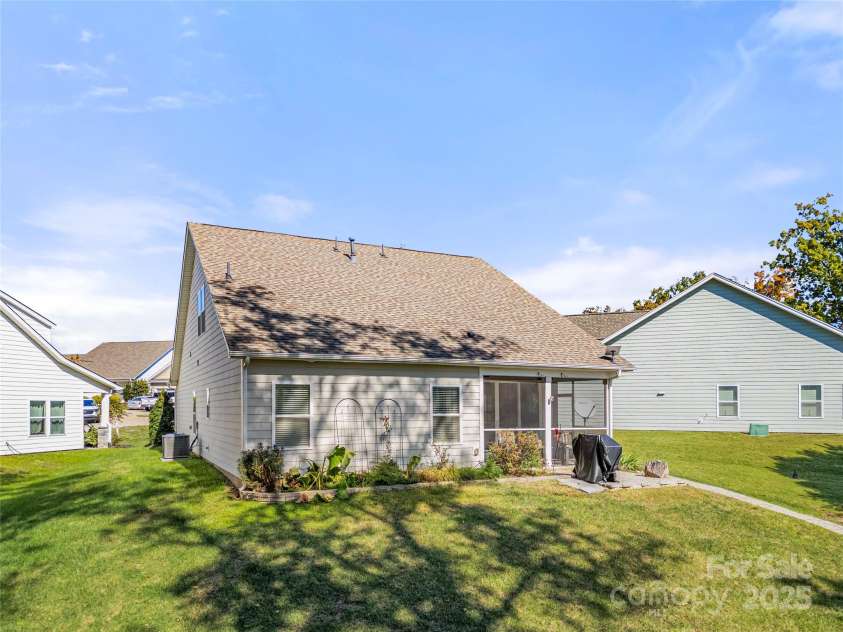 31226 Cove View Court, Lancaster, SC 29720.  MLS# CAR4253518, YatesRealty ID 11204. 