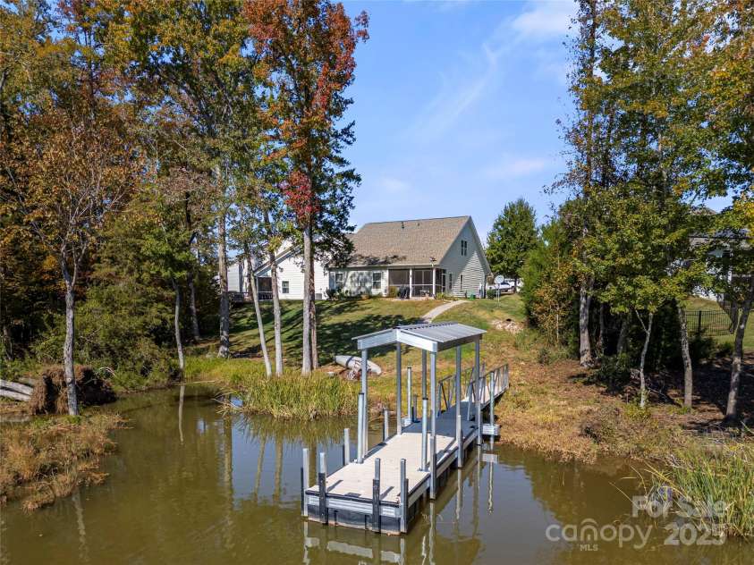 31226 Cove View Court, Lancaster, SC 29720.  MLS# CAR4253518, YatesRealty ID 11204. New floating dock, with Trex decking and aluminum framing and roof