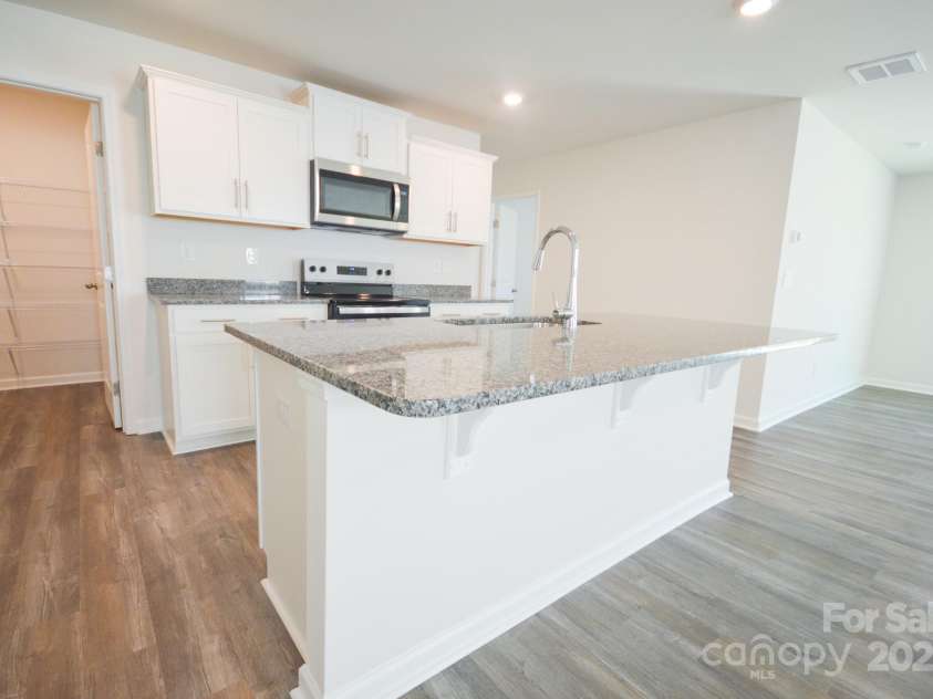 48 Providence Walk Drive, Hendersonville, NC 28792.  MLS# CAR4183906, YatesRealty ID 11207. 